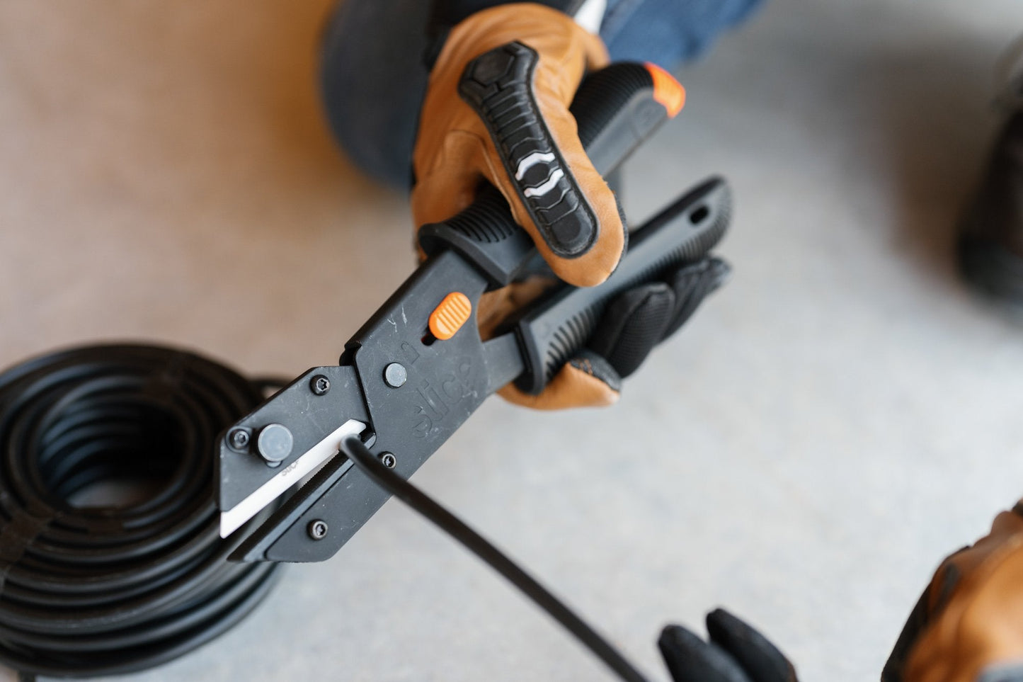 Cutter universal